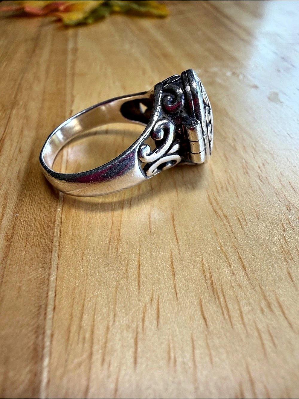 Sterling Silver Cross Ring-size 8.5 - Picture 5 of 7